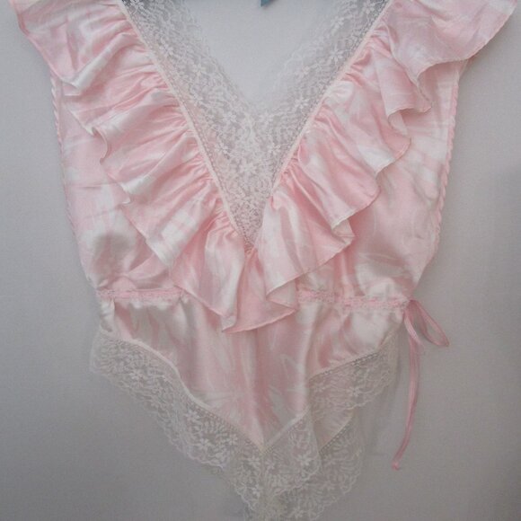 Sissy Lolita 80s Ruffle Teddy Shiny Pink Satin Fine Scallop Lace - Picture 1 of 13